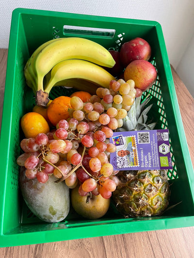 Wochen-Kiste mit frischem Obst